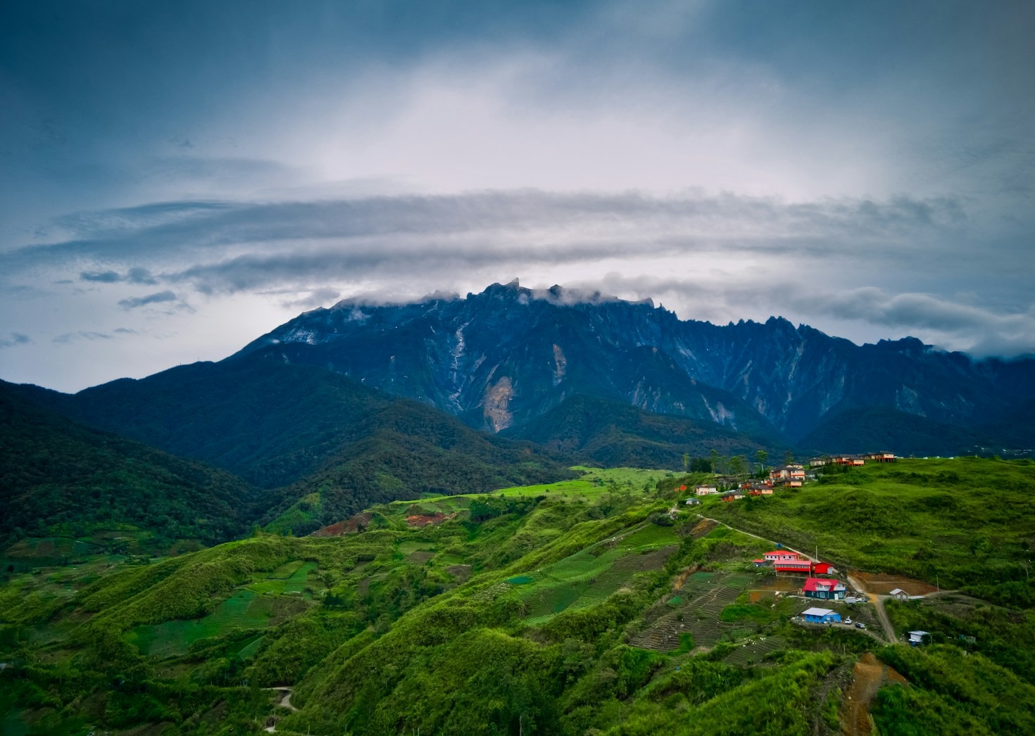 Exploring the Vibrancy of Sarawak-Inspired Trends